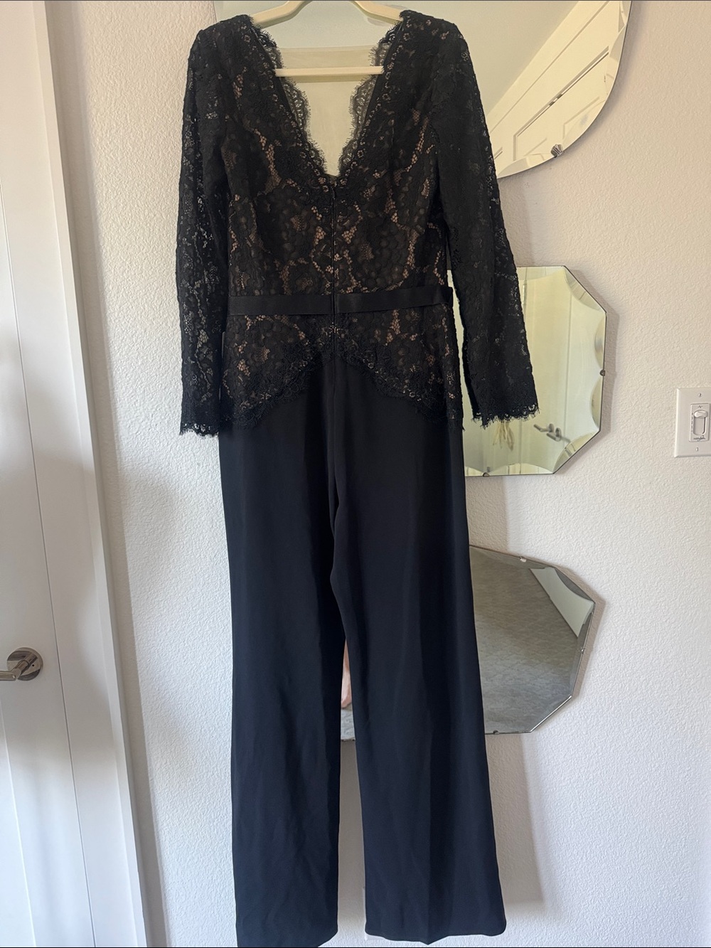 Tadashi Shoji Black Lace V-Neck Long-Sleeve Jumpsuit - Picture 6 of 10